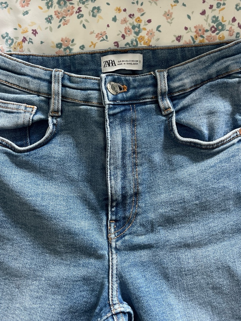 Zara Light Blue High-Rise Denim Jeans
